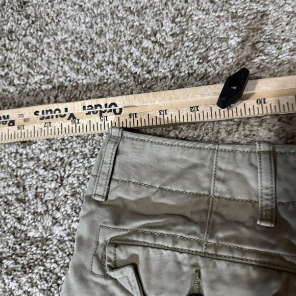 Levi's Cargo Shorts Mens 29 Khaki Multi Pocket Button Flap Casual PC9 12463-0022 - Picture 8 of 10